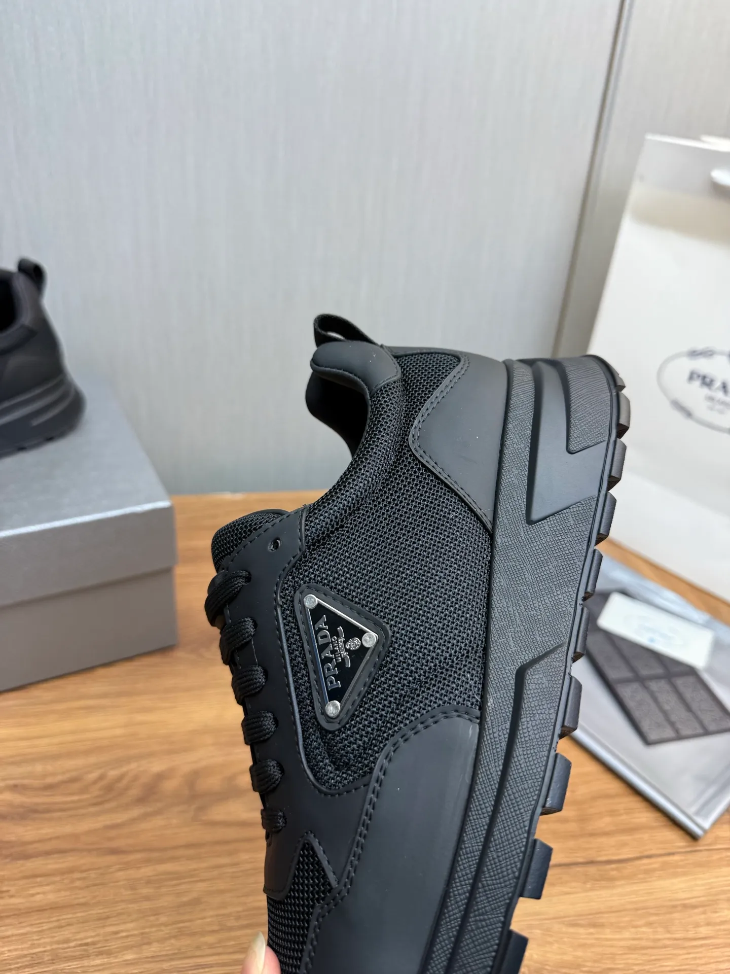 Men's shoes 💰560💰 [PRADA] Popular items in men's shoes counters, synchronized with the official website, high-quality cowhide stitching breathable mesh + cowhide lining, 1🆚1 replica, original sole, 38-45 (customized for 45, non-refundable)